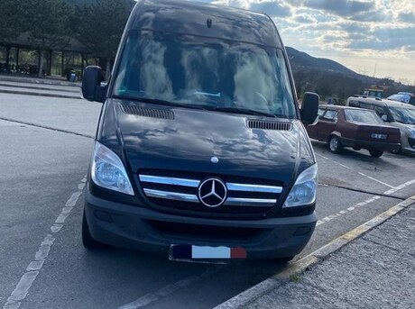 Mercedes  2012