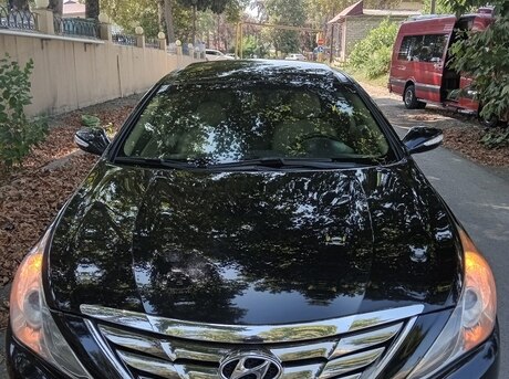 Hyundai Sonata 2011