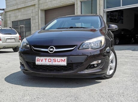Opel Astra 2015
