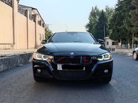 BMW 328 2014