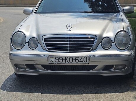 Mercedes E 240 2000