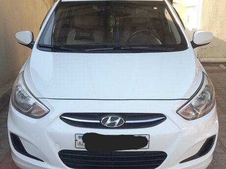 Hyundai Accent 2015