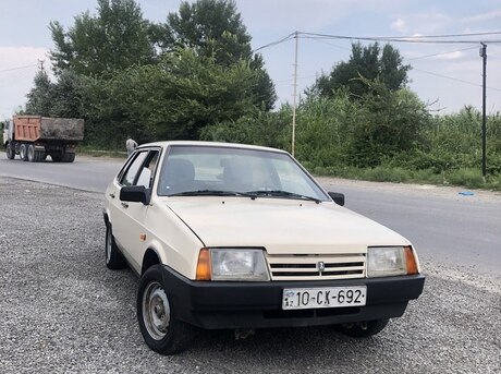 LADA (VAZ) 21099 1995