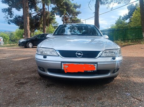 Opel Vectra 2000