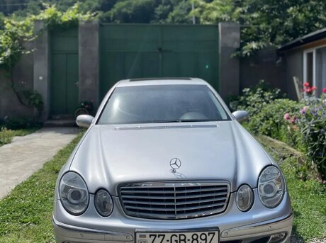 Mercedes E 220 d 2005