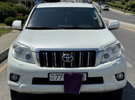 Toyota Land Cruiser Prado 2010
