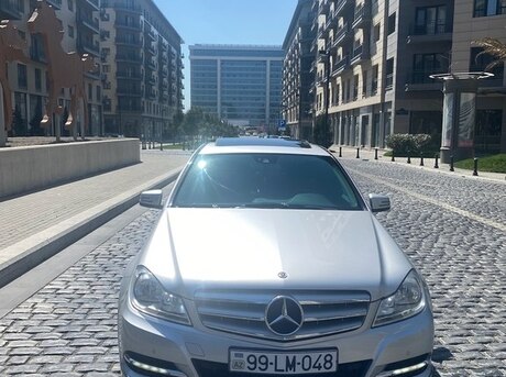 Mercedes C 180