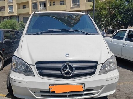 Mercedes Viano