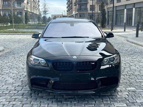 BMW 528