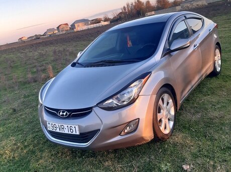 Hyundai Elantra