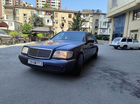 Mercedes S 320