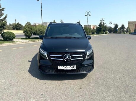 Mercedes V 250