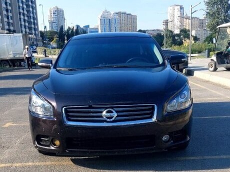 Nissan Maxima