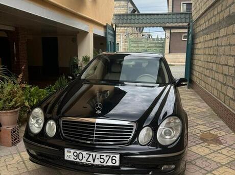 Mercedes E 240
