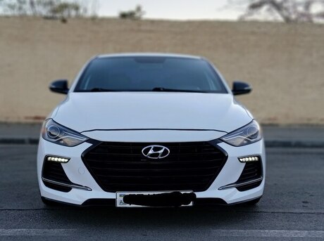 Hyundai Elantra 2017