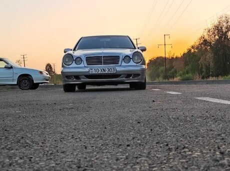 Mercedes E 240 1998