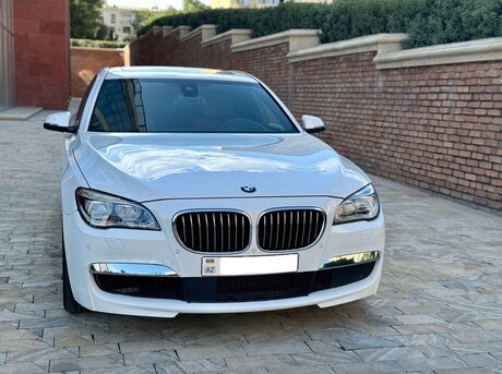 BMW 740