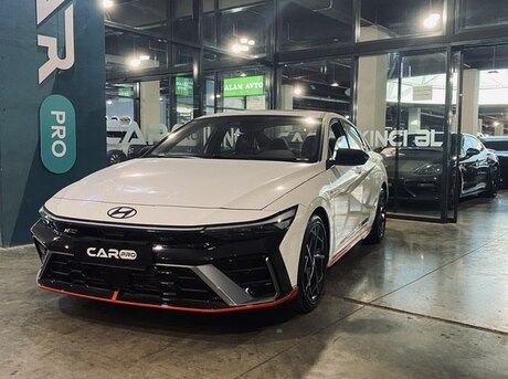 Hyundai Elantra 2024