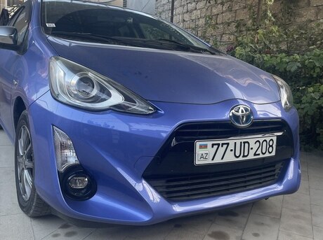 Toyota Aqua 2016