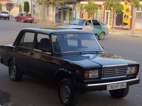 LADA (VAZ) 2107 2010