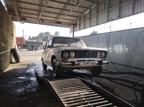 LADA (VAZ) 2106 1988
