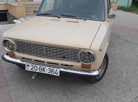 LADA (VAZ) 21011 1985