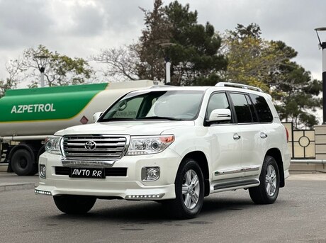 Toyota Land Cruiser 2013