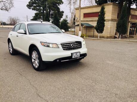 Infiniti FX35 2007