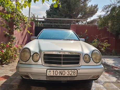 Mercedes E 200 d 1998