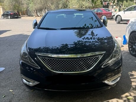 Hyundai Sonata 2010
