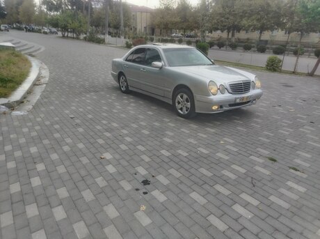 Mercedes E 220 d 1999