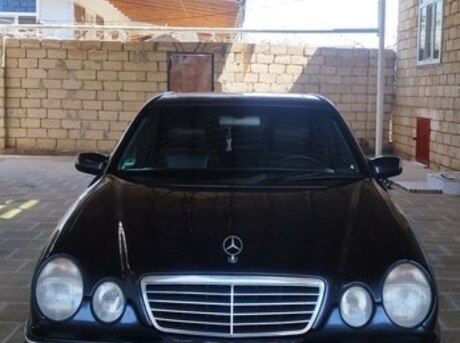 Mercedes E 240 2000