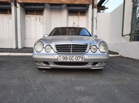 Mercedes E 220 d 2001