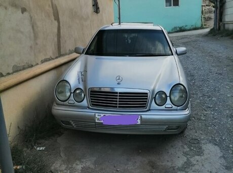 Mercedes E 240 1996