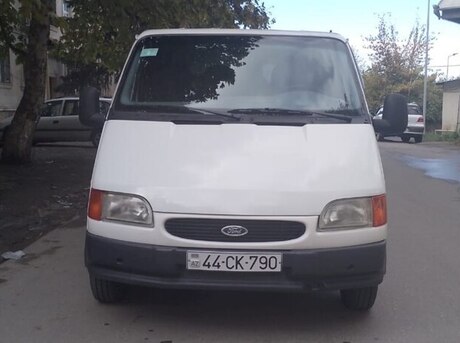 Ford Transit 2000