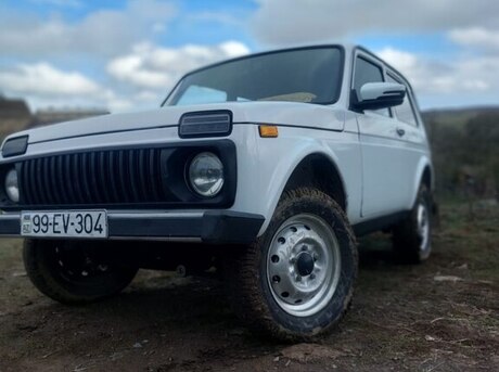 LADA (VAZ) 2131 Niva (4x4) 2013