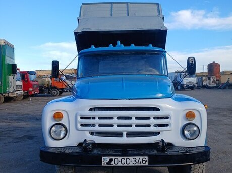ZIL 130