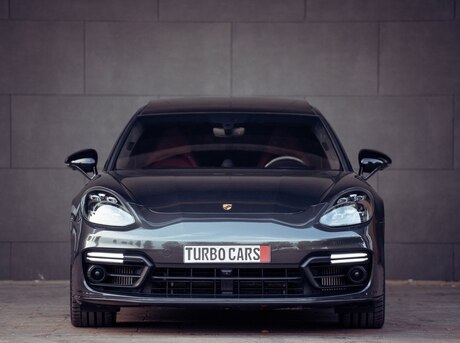 Porsche Panamera Turbo