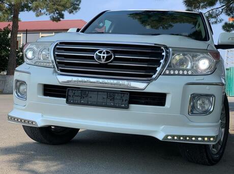 Toyota Land Cruiser 2010