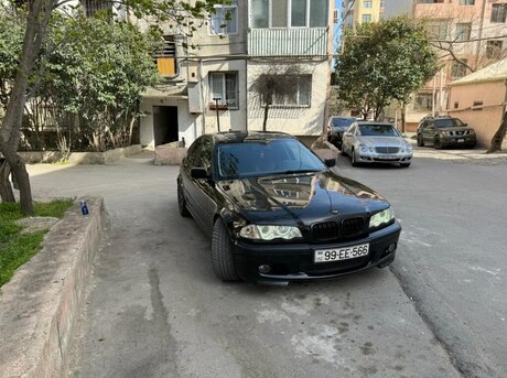 BMW 323 1998