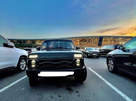 LADA (VAZ) Niva 2012