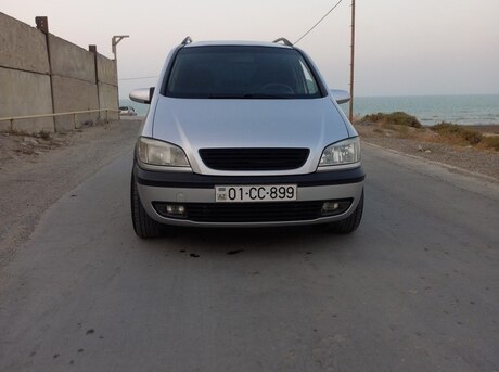 Opel Zafira 2003