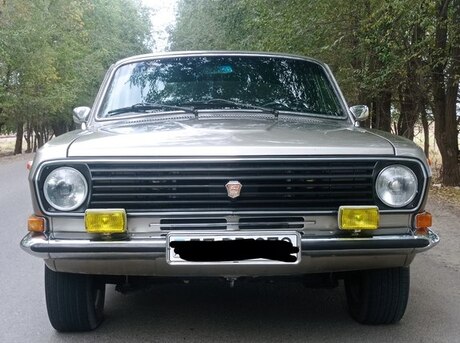 GAZ 24-10 1990