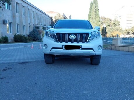 Toyota Land Cruiser Prado 2013