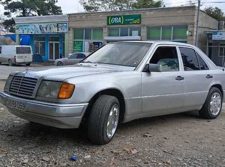 Mercedes E 300 1992