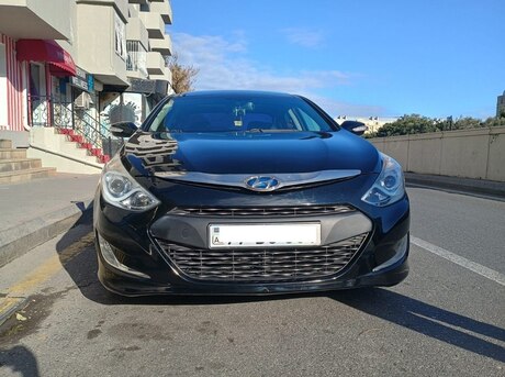 Hyundai Sonata 2011