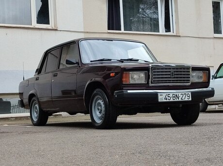 LADA (VAZ) 2107 2004