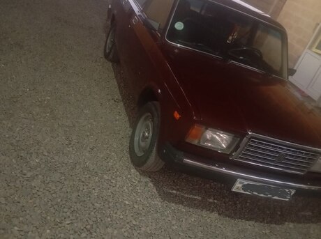 LADA (VAZ) 2107 2005