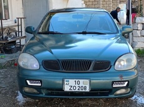 Daewoo Leganza 1999