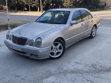 Mercedes E 270 2000